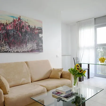 Nino Apartmán Milán